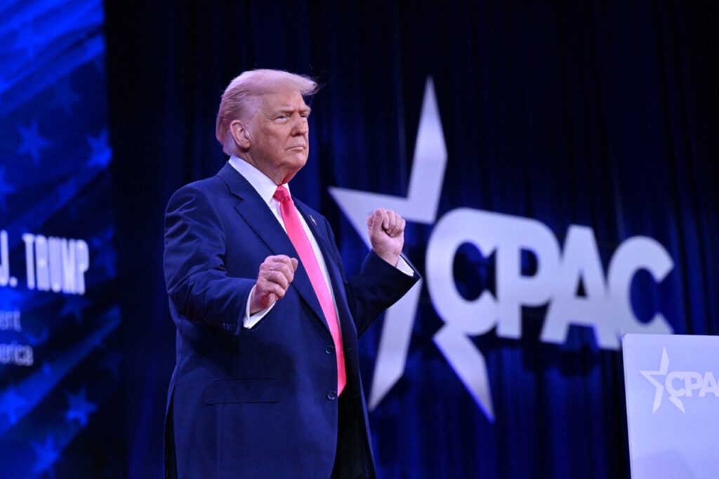 Trump cita Bolsonaro em fórum conservador dos EUA: “Família ótima” – Veja o vídeo